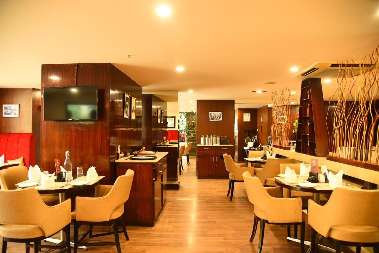 Royal Orchid Suites Whitefield Bengaluru Kültér fotó